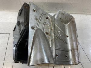 Часть корпус воздушного фильтра 034133837AS 