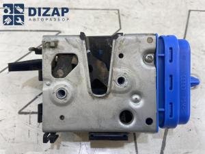 Замок двери задней правой 8D0839016A Audi A4 / А6