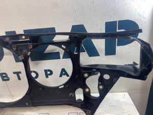 Рамка радиатора (телевизор) 8D0805594 Audi A4 B5