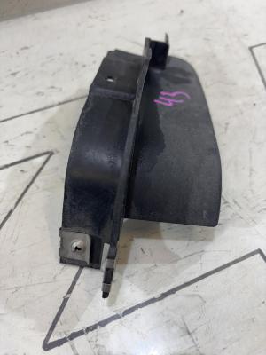 Брызговик 8E0853833 Audi A4 B6