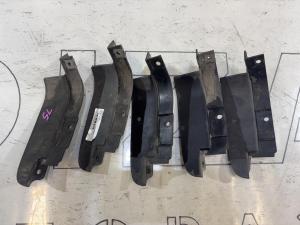 Брызговик правый задний 8E0853834 Audi A4 B6