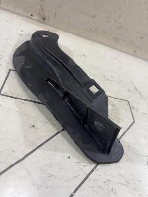 Cпойлер колеса 8E0853888A Audi A4 B6