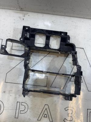 Рамка для дефлекторов средняя 4F1858005A 