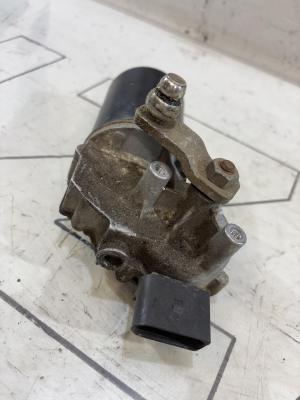 Электродвигатель стеклоочист. 4B1955113A Audi S6 C5