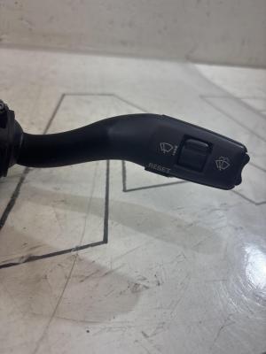 Переключатель подрулевой (стрекоза) 4F0953549A Audi A6 C6 / S6 C6 / RS6 C6