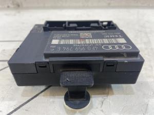 Блок управления двери задней правой 4F0959794E Audi A6 C6 / S6 C6 / RS6 C6