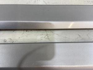 Молдинги (накладки) дверей нижние 8E0853970E Audi A4 B6 / B7