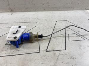 Клапан регулировочный двери задней левый правый 893862153D Audi 80 B3