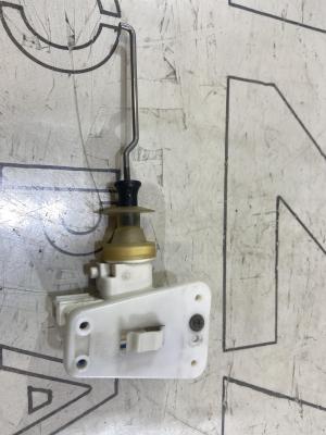 Клапан управления для двери водителя и пассажира 8A0862153 Audi 80 B4