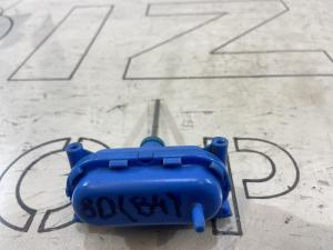 Активатор замка крышки бензобака 4A0862153A Audi A6 C4