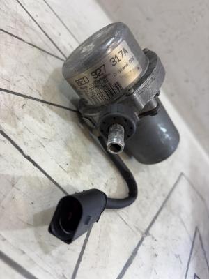 Насос вакуумный 8E0927317A Audi A4 B6