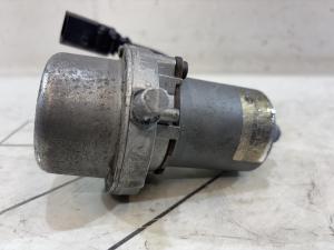 Насос вакуумный 8E0927317A Audi A4 B6