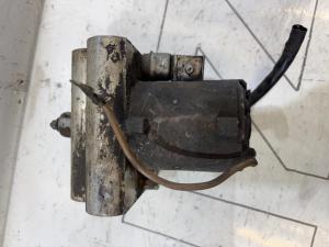 Блок ABS (насос) 4A0614111B Audi A6 C4