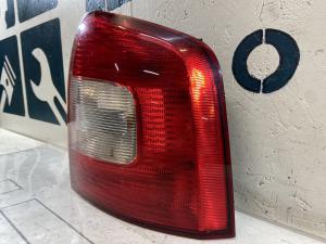 Фонарь задний правый 1Z9945096A Skoda Octavia II рест