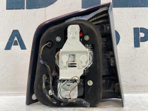 Фонарь задний правый 1Z9945096A Skoda Octavia II рест