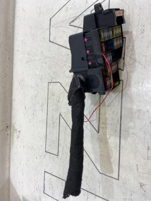 Блок предохранителей 7L0941828B Volkswagen Touareg I