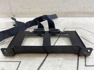 Кронштейн огнетушителя 7L0012130A Volkswagen Touareg I