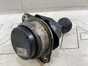 Опора двигателя 7L6199131C Volkswagen Touareg I