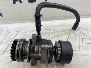 Насос усилителя рул. управл. 7H0422153A Volkswagen Touareg I