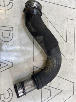 Патрубок интеркулера 070129955C Volkswagen Touareg I