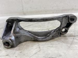 Крепление компрессора кондиционера 070260885A Volkswagen Touareg I