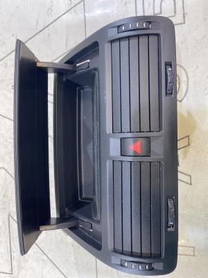 Дефлектор обдува салона 1Z0820951 Skoda Octavia II рест