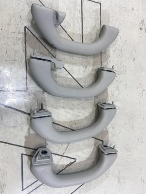 Ручки потолочные (комплект) 5J0857607 Skoda Octavia II рест