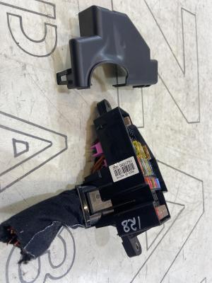 Блок предохранителей 1K2941824 Skoda Octavia II рест