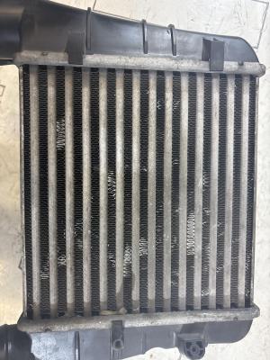 Интеркулер 8E0145805AA Audi A4 B6