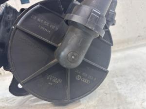 Насос вторичного воздуха 8E0906613D Audi A4 B6