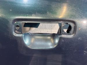 Дверь передняя левая 4A0831051A Audi A6 C4