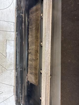 Дверь передняя правая 4A0831052A Audi A6 C4