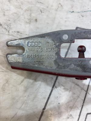 Петли крышки багажника левая правая 4F5827302D Audi A6 C6
