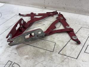 Петли крышки багажника левая правая 4F5827302D Audi A6 C6