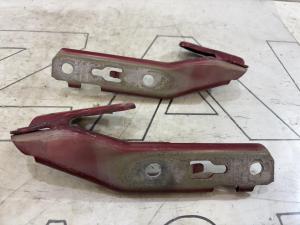 Петли капота левая правая 4F0823302 Audi A6 C6 / S6 C6 / RS6 C6