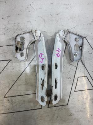 Петли капота левая правая 4F0823301 Audi A6 C6 / S6 C6 / RS6 C6