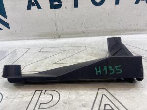 Кронштейн, направляющая заднего бампера правая 7L6807862 Volkswagen Touareg I