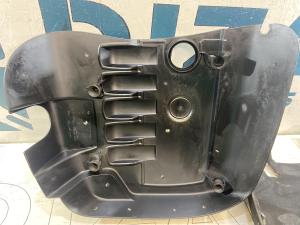 Накладка декоративная на двигатель 070103926A Volkswagen Touareg I