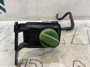 Бачок гидроусилителя 8E0422373 Audi A4 B6