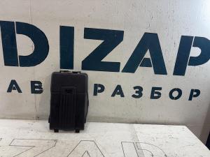Крышка АКБ 1K0915443A Volkswagen Jetta MK5