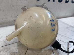 Расширительный бачок 1K0121407A Volkswagen Jetta MK5