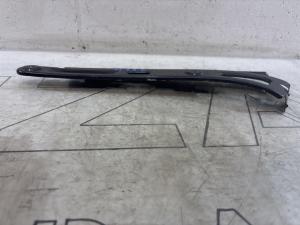 Направляющая заднего бампера левая 1Z5807147A 