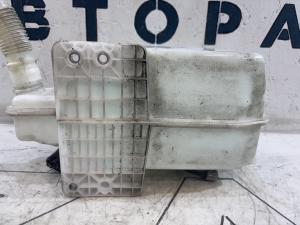 Бачок стеклоомывателя 1K0955453R Volkswagen Jetta MK5