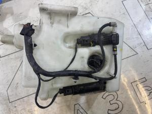 Бачок стеклоомывателя 1K0955453R Volkswagen Jetta MK5