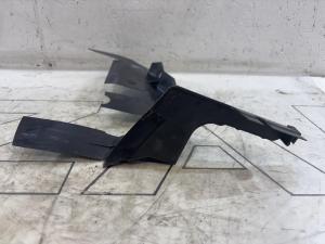 Воздуховод радиатора правый 1Z0121284B Skoda Octavia 2