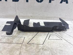 Воздуховод радиатора правый 1Z0121284B Skoda Octavia 2