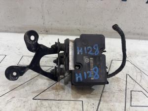 Блок управления ABS 1K0907379AK Volkswagen Jetta MK5