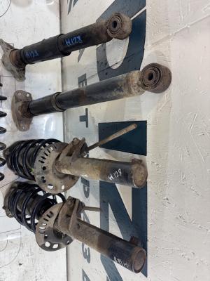 Амортизаторы с пружинами 1K0413031BE Skoda Octavia II рест