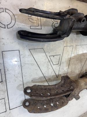 Амортизаторы с пружинами передние 7L6413031L Volkswagen Touareg I