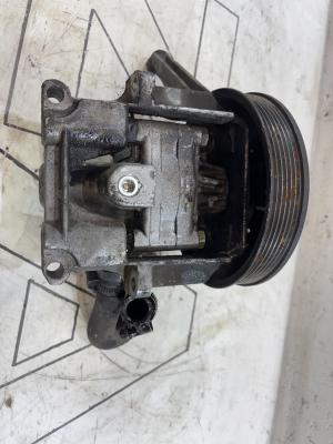 Насос гидроусилителя руля 048145155F 